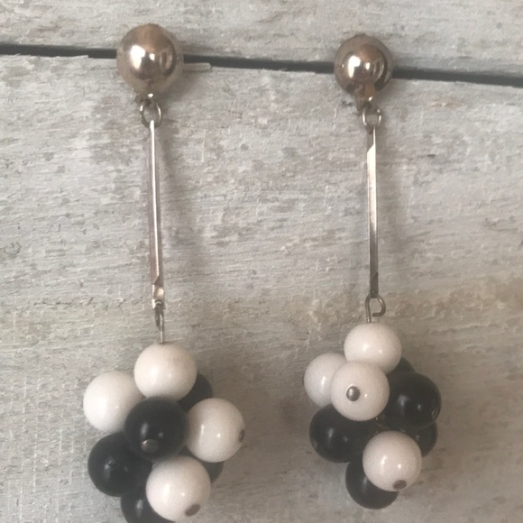 Silvertone acrylic gumball bouquet dangle earrings
